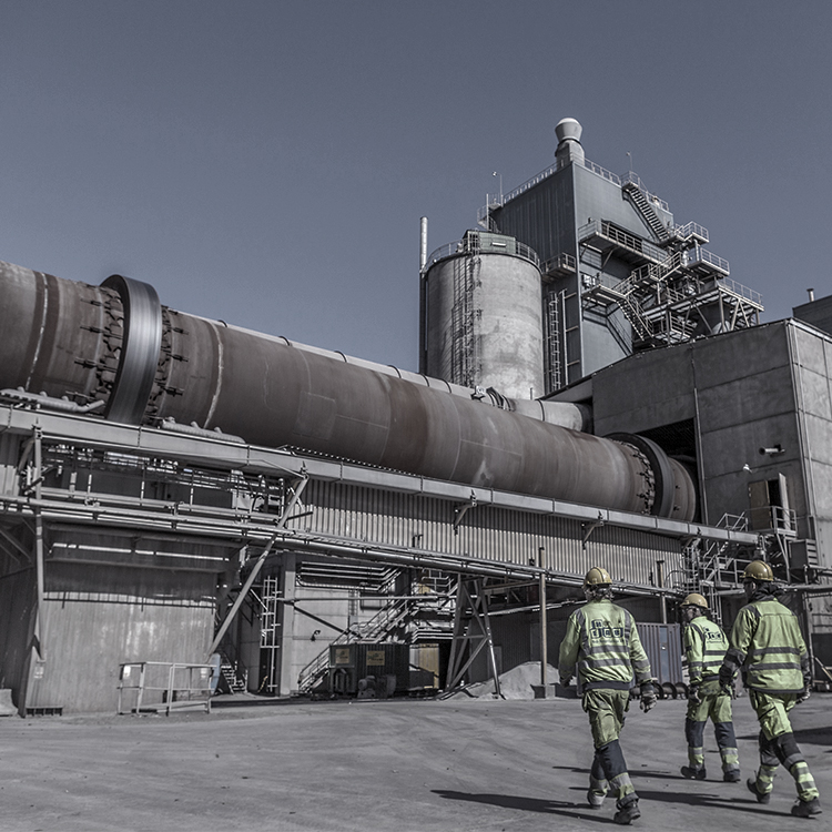 Cement production and wear-resistant solutions