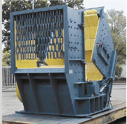 Liners in crushers with extended service life 