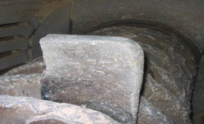 Limestone hammer with long service life
