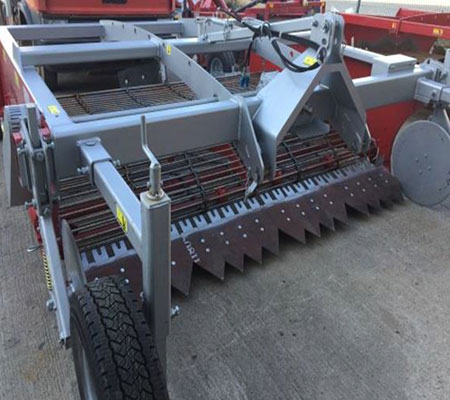 Potatoe harvester with extended service life