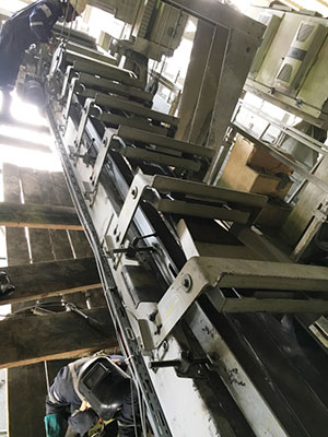 Liner to cement plant stacker with better service life 