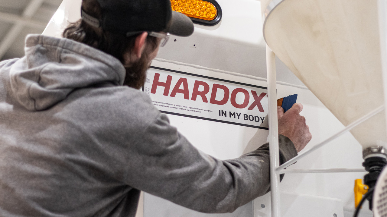 Hardox® In My Body member Bay-Lynx certified the Titan mixer to ensure the highest quality.