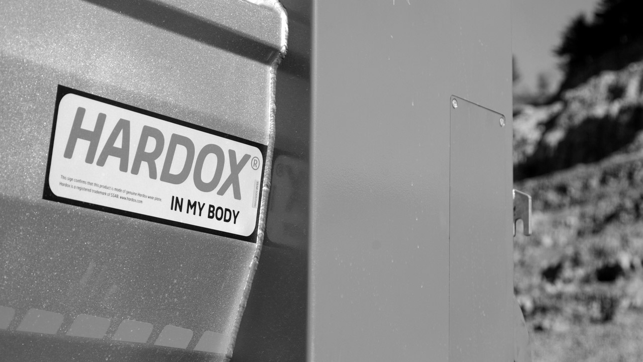 Verify the Hardox® In My Body sign